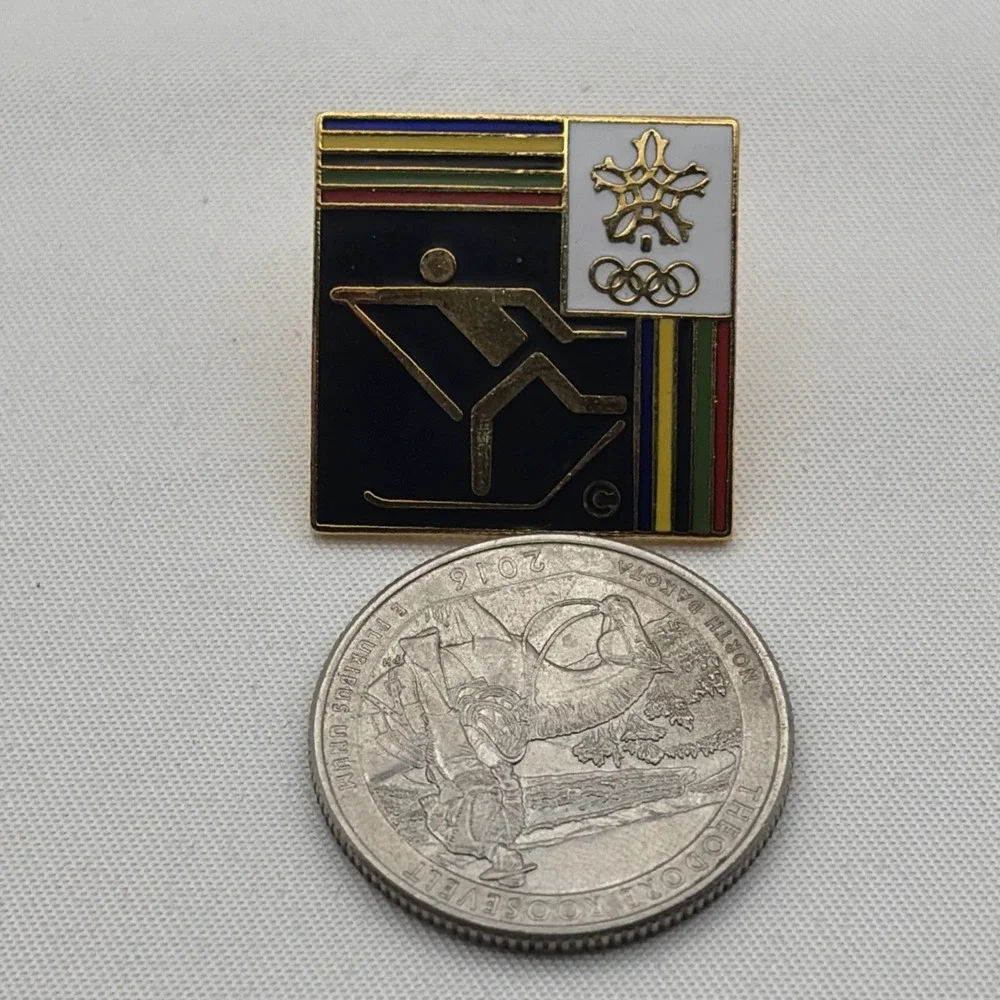 1988 Calgary Winter Olympics Cross Country‎ Skiing Event Lapel Hat Pin